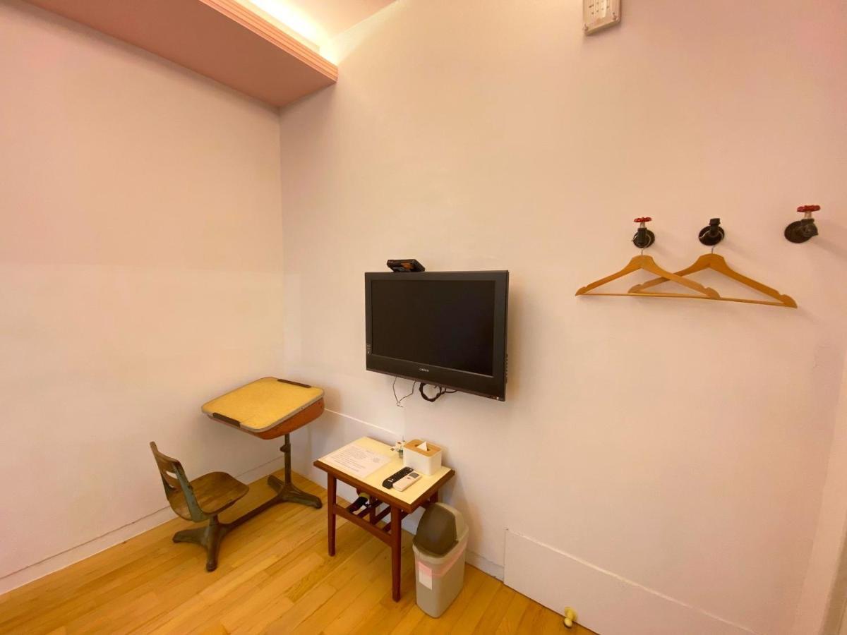 Tainan Macarthur Homestay エクステリア 写真